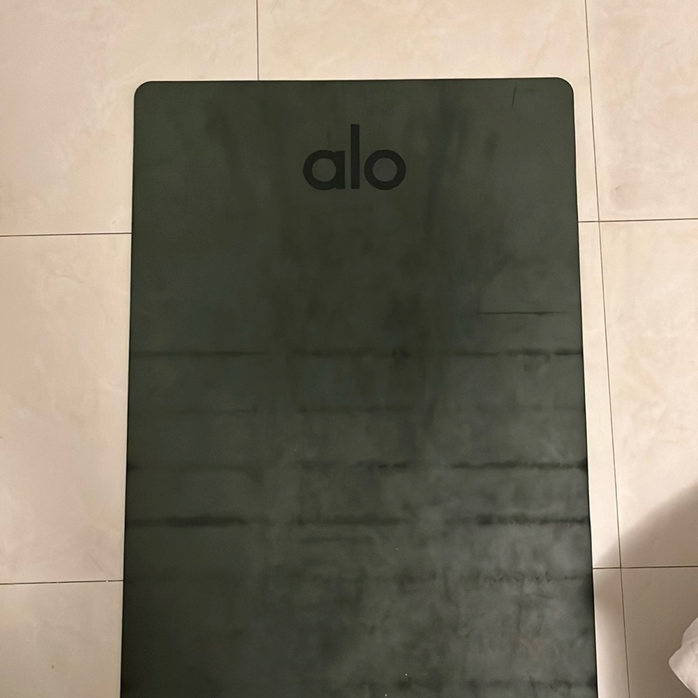 Alo Yoga Warrior Mat